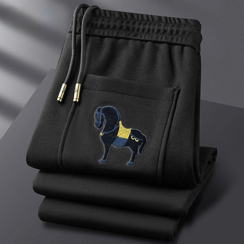 Premium Embroidered Horse Sweatshirt – Stylish Unisex Pullover with Classic Horse Design
